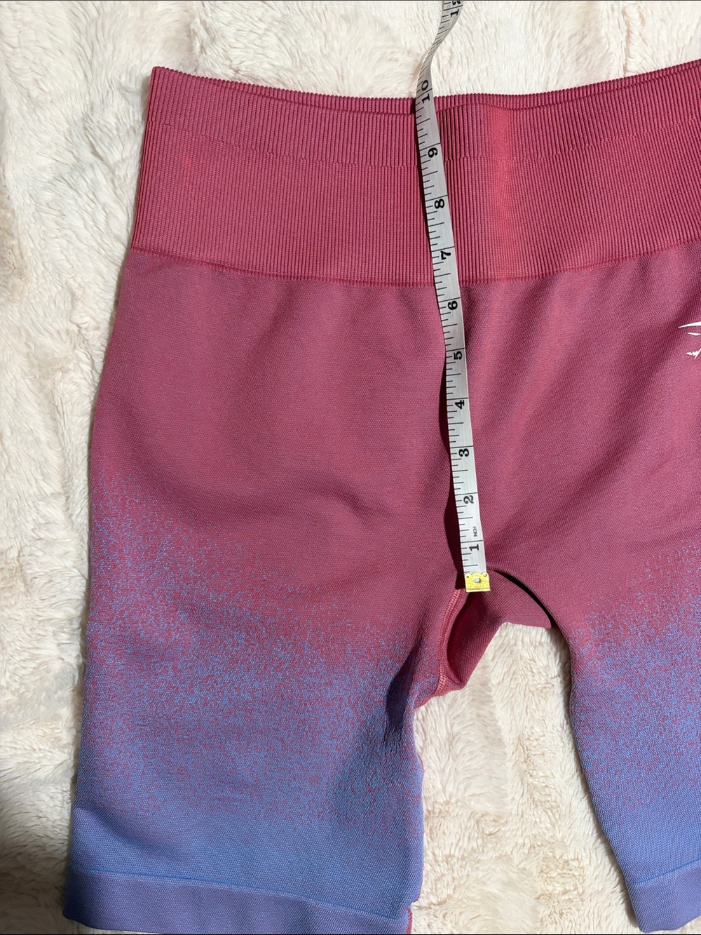 NEW Gymshark Women’s Ombre Berry pink to Blue Bike Shorts Sz L - Picture 6 of 8